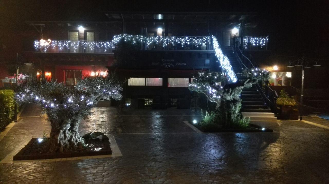 Ripa Teatina Hotel Il Dito E La Luna מראה חיצוני תמונה
