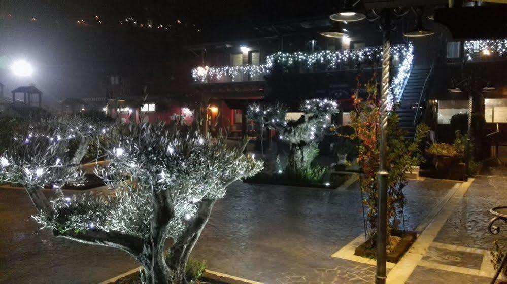 Ripa Teatina Hotel Il Dito E La Luna מראה חיצוני תמונה